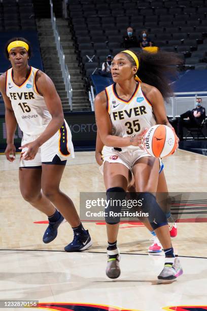 Victoria Vivians of the Indiana Fever handles the ball against the Chicago Sky at Bankers Life Fieldhouse on May 3, 2021 in Indianapolis, Indiana....