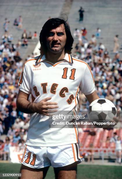 George Best Body 30 Cosmos George Best Stock Photos, High-Res Pictures, and Images ...
