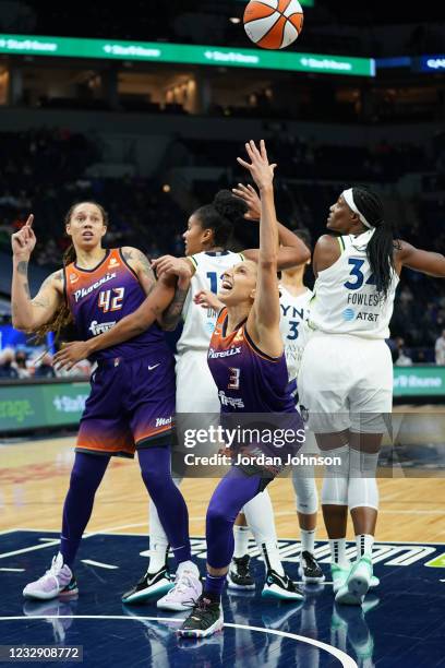 Diana Taurasi of the Phoenix Mercury drives to the basket against the Minnesota Lynx on May 14, 2021 at Target Center in Minneapolis, Minnesota. NOTE...