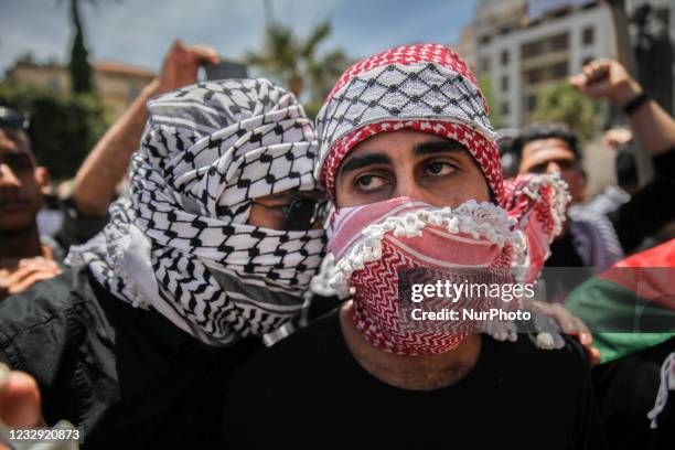 3,808 Palestinian Keffiyeh Stock Photos, High-Res Pictures, and Images -  Getty Images