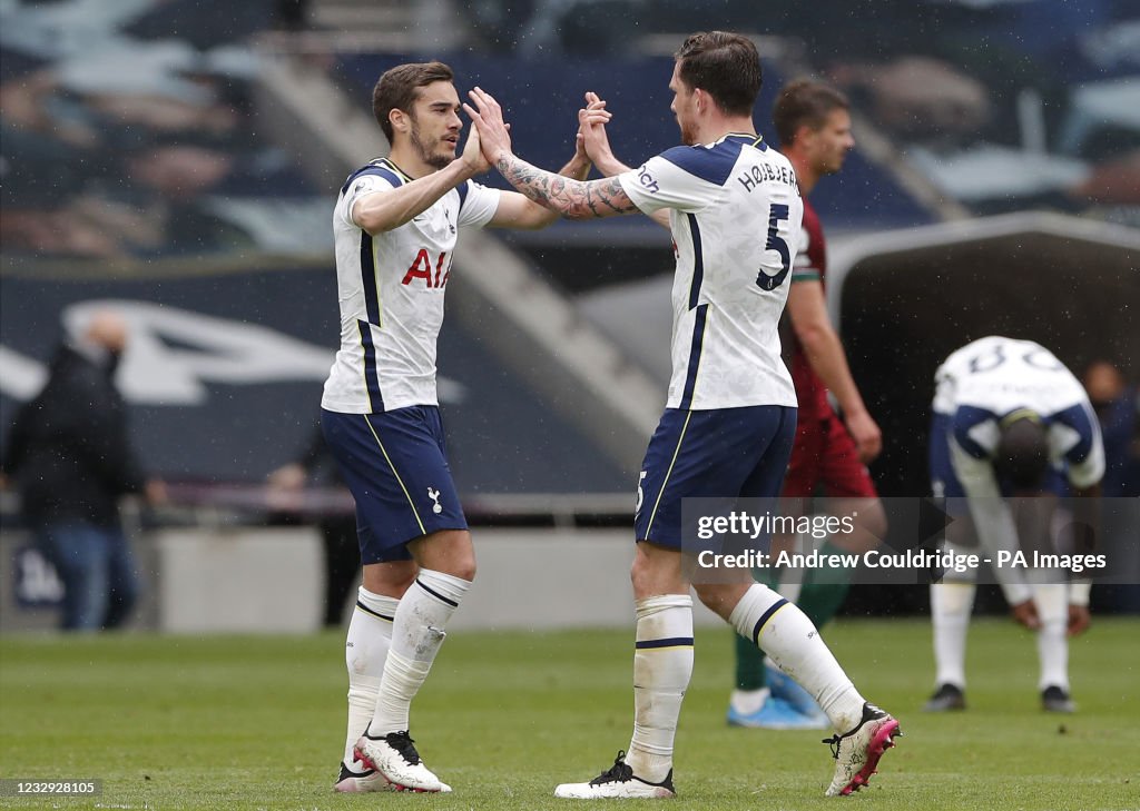 Tottenham Hotspur v Wolverhampton Wanderers - Premier League - Tottenham Hotspur Stadium