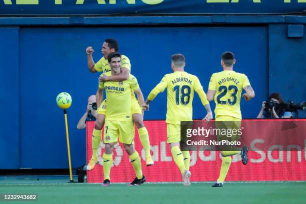 Villarreal's Carlos Bacca celebrate after scoring the 3-0 goal with Villarreal's Gerard Moreno, Villarreal's Alberto Moreno Perez and Villarreal's...