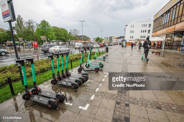 Grøn baggrund Sag Glæd dig 1,002 Lime Scooter Stock Photos, High-Res Pictures, and Images - Getty  Images