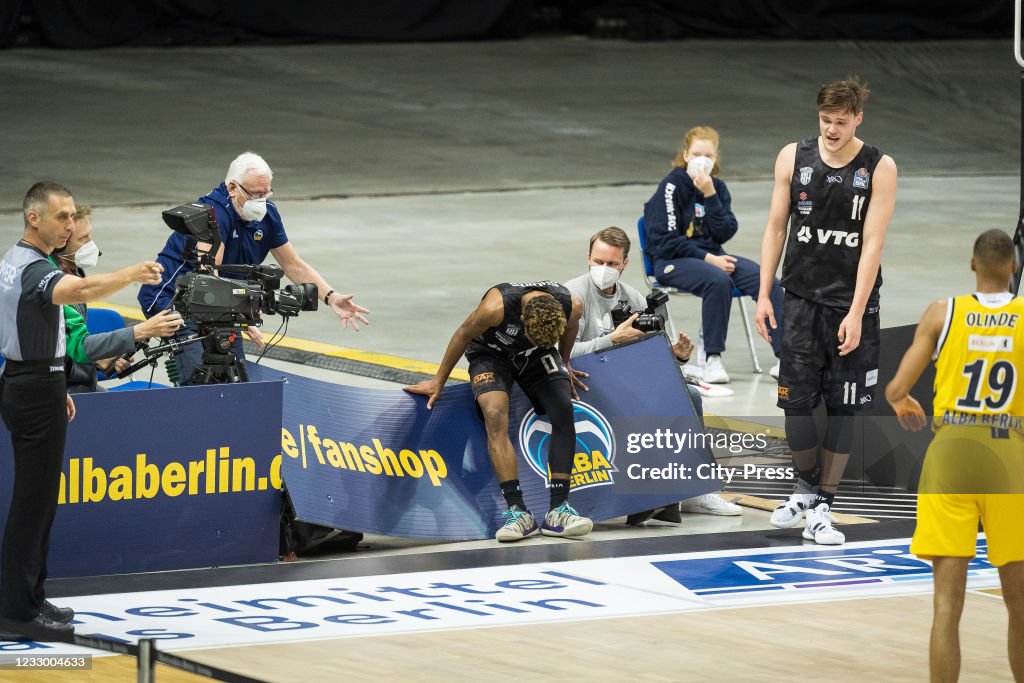 EASYCREDIT BBL - Alba Berlin v Hamburg Towers