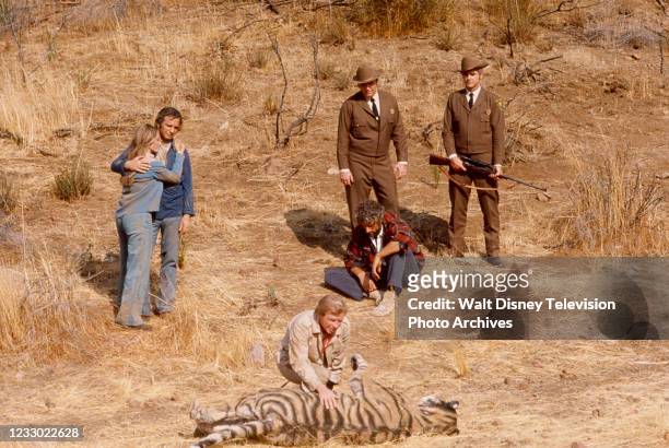 Los Angeles, CA Sheree North, Ben Gazzara, Stewart Raffill, Richard Basehart, extras appearing in the ABC tv movie 'Maneater'.