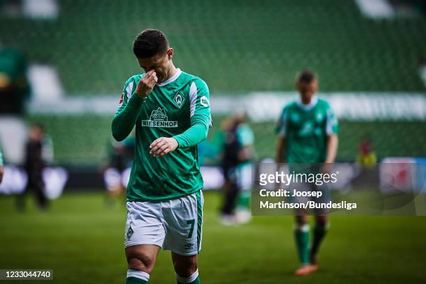 Milot Rashica of Bremen looks dejected after during the Bundesliga match between SV Werder Bremen and Borussia Moenchengladbach at Wohninvest...