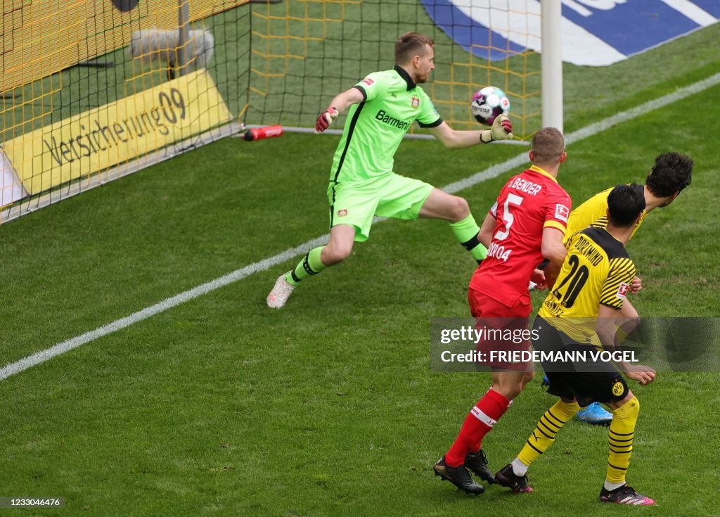 FBL-GER-BUNDESLIGA-DORTMUND-LEVERKUSEN