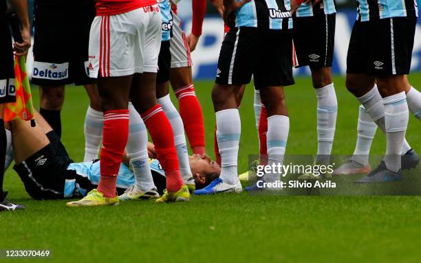 Pedro Geromel of Gremio reacts during the final of Rio Grande Do Sul State Championship 2021 between Gremio and Internacional at Arena do Gremio on...