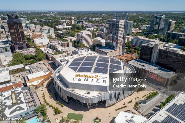 golden 1 center in sacramento - sacramento stock-fotos und bilder