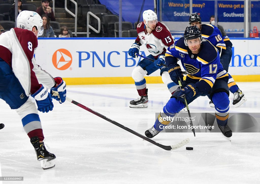 NHL: MAY 23 Stanley Cup Playoffs First Round - Avalanche at Blues