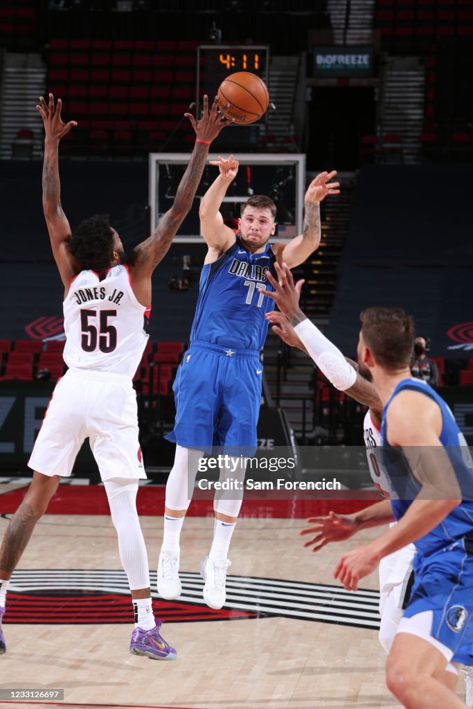 Dallas Mavericks v Portland Trail Blazers