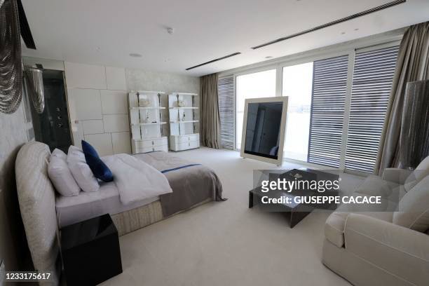 This picture shows one of the bedrooms of a luxury villa for sale on one of the Palm Jumeirah man-made island, on the coast of the Gulf emirate of...