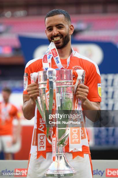 Kevin Stewart of Blackpool celebrates with the winners trophy during the Sky Bet League 1 match between Blackpool and Lincoln City at Wembley...