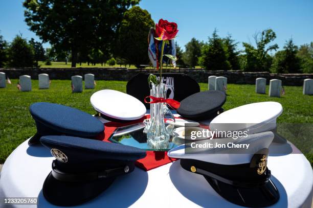 Fall Comrade Table 18 Fallen Soldier Table Stock Photos, High-Res Pictures, and Images ...