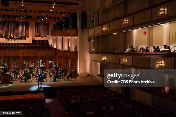 43rd ANNUAL KENNEDY CENTER HONORS, hosted by multiple GRAMMY® Award-winning singer-songwriter and actress Gloria Estefan, will be broadcast Sunday,...