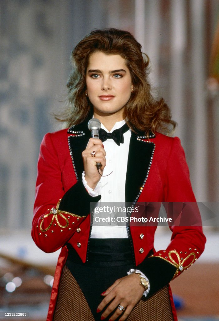 Pictured Is Co Ringmaster Brooke Shields On Circus Of The Stars