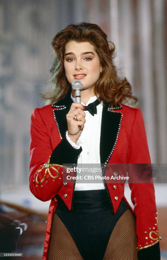 Pictured Is Co Ringmaster Brooke Shields On Circus Of The Stars