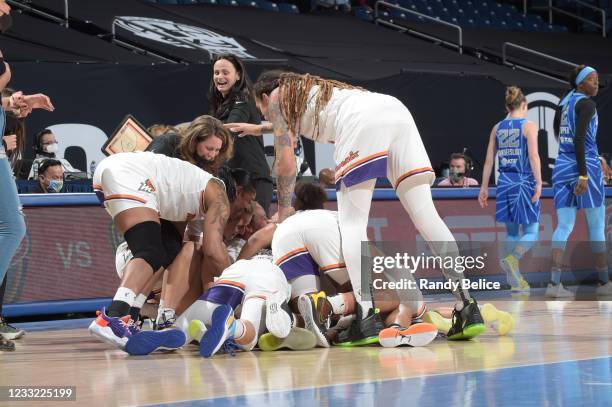 The Phoenix Mercury celebrate after Kia Nurse of the Phoenix Mercury shot the game winning 3-pointer against the Chicago Sky on June 1, 2021 at the...