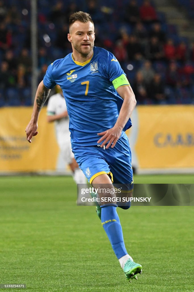 FBL-EURO-2020-2021-FRIENDLY-UKR-NIR