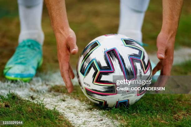 Germany's midfielder Joshua Kimmich places the ball for a corner kick during the friendly football match between Germany and Latvia in Duesseldorf,...