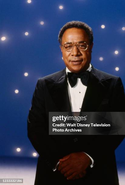 Alex Haley promotional photo for the ABC tv special 'General Electric's All-Star Anniversary'.