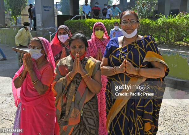 Devotees perform last rites of a National Jain, Sadhvi Kamla Kanwar, , at Hindu crematorium in Beawar. She passed away on Monday night after 49 days...