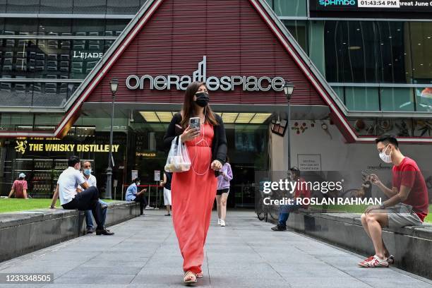 High House One Raffles 187 One Raffles Place Stock Photos, High-Res Pictures, and Images ...
