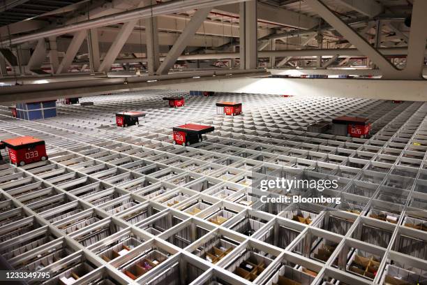 Modular Autostore System 27 Autostore Stock Photos, High-Res Pictures, and Images - Getty Images