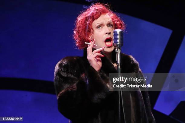 Singer and actor Tim Fischer during the press rehearsal of the play "Ich bin die Leander Zarah auf Probe" at St. Pauli Theater on June 9, 2021 in...