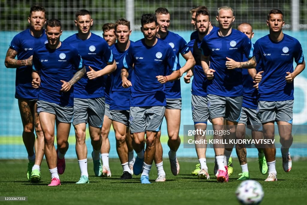 FBL-EURO-2020-2021-SVK-TRAINING