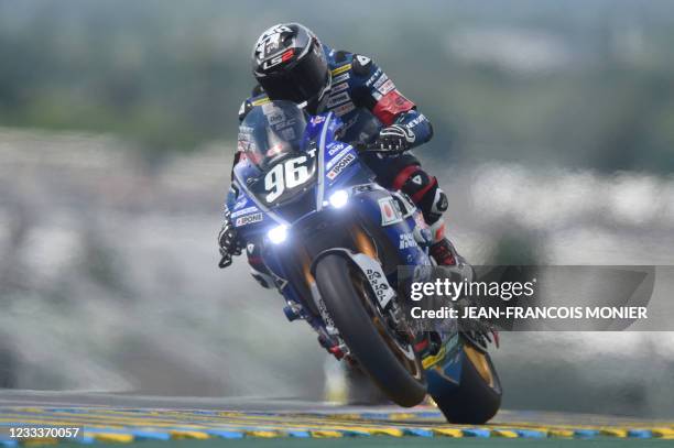 Yamaha YZF-R1 Formula EWC N°96 French rider Randy de Puniet competes during the first free practice session of the 44rd Le Mans 24-hours endurance...
