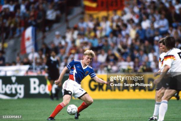 Robert Prosinecki of Yugoslavia during the FIFA World Cup match between West Germany and Yugoslavia, at San Siro Stadium, Milan, Italy on June 10th...