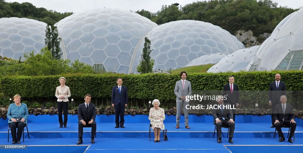 TOPSHOT-BRITAIN-G7-SUMMIT-ROYALS