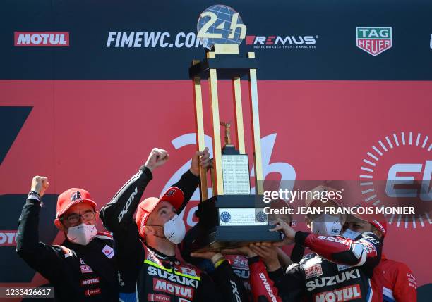 French Team Manager Suzuki GSXR 1000 Formula EWC N°1 Damien Saulnier, Belgian rider Xavier Simeon, French riders Gregg Black, Sylvain Guintoli and...