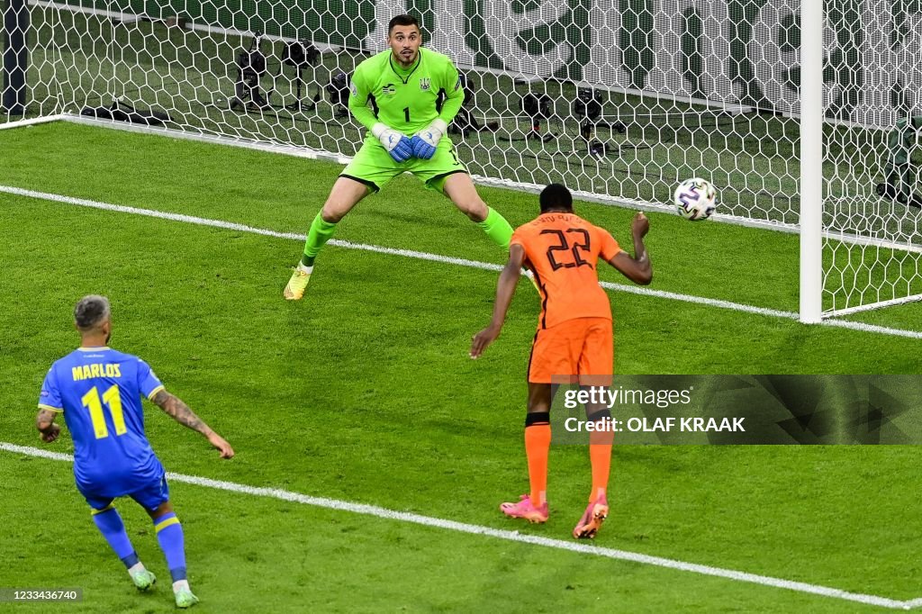 TOPSHOT-FBL-EURO-2020-2021-MATCH05-NED-UKR