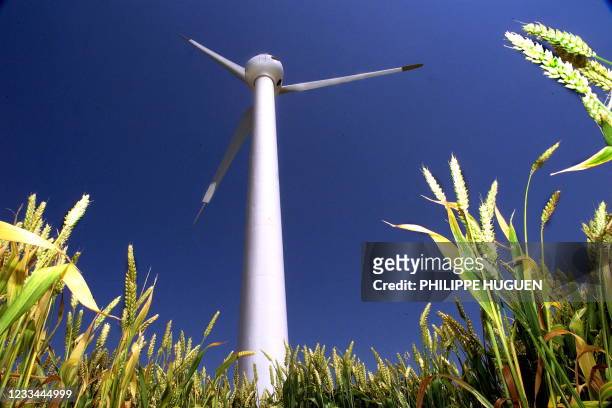 La première éolienne française de grande puissance entièrement de conception française vient d'être implantée à Widehem, près de Boulogne-sur-Mer. La...