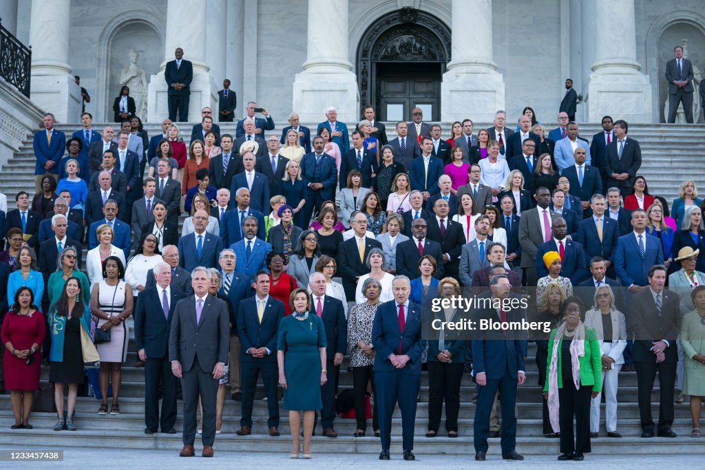 Congressional Leadership Hold Moment Of Silence For Lives Lost To Covid-19