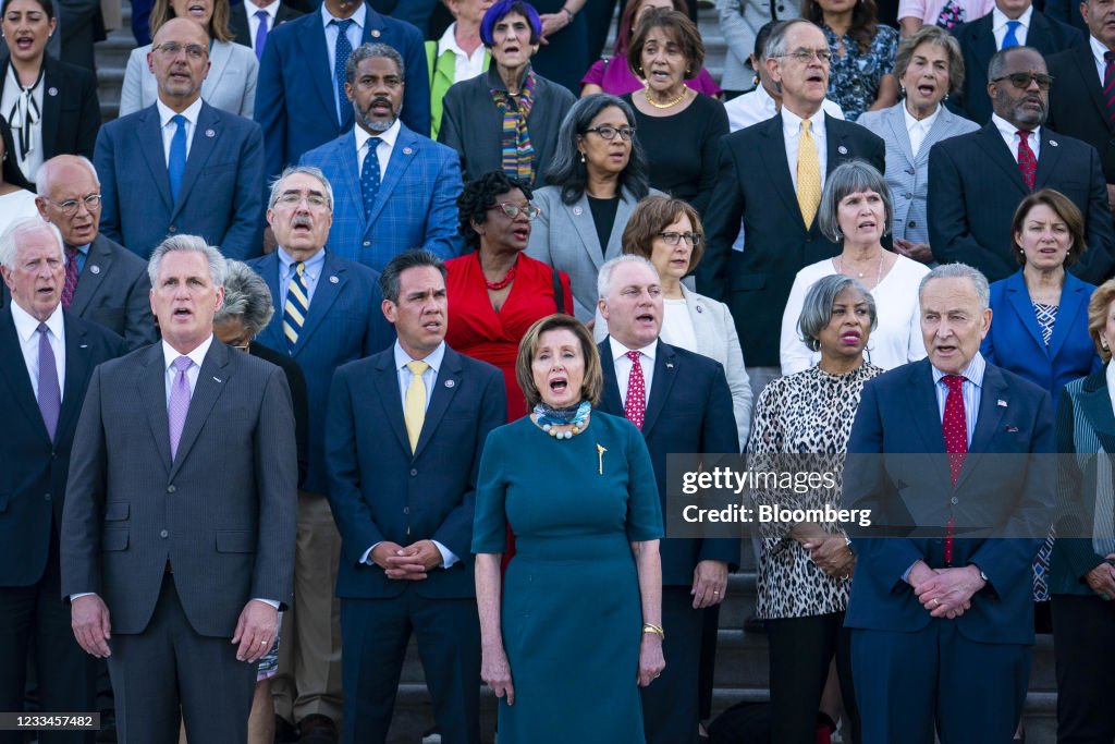 Congressional Leadership Hold Moment Of Silence For Lives Lost To Covid-19