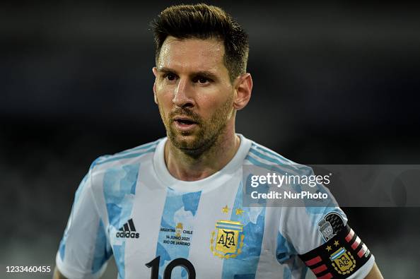 37 Lionel Messi Hair Photos and Premium High Res Pictures - Getty Images 37 Lionel Messi Hair Photos and Premium High Res Pictures - Getty Images