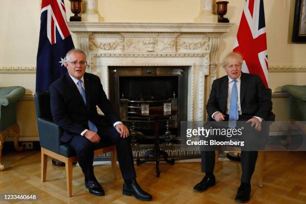 Boris Johnson, U.K. Prime minister, right, and Scott Morrison, Australia's prime minister, during their bilateral meeting inside number 10 Downing...