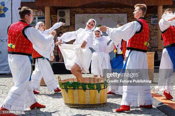What Happened To The Grape Stomping Lady Grape Stomping Lady Photos and Premium High Res Pictures - Getty Images