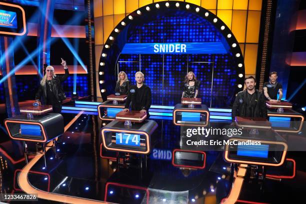 Dee Snider vs. Terry Bradshaw and OneRepublic vs. Mayans M.C. Cast The Bradshaw Bunch, led by legendary quarterback Terry Bradshaw, faces off against...