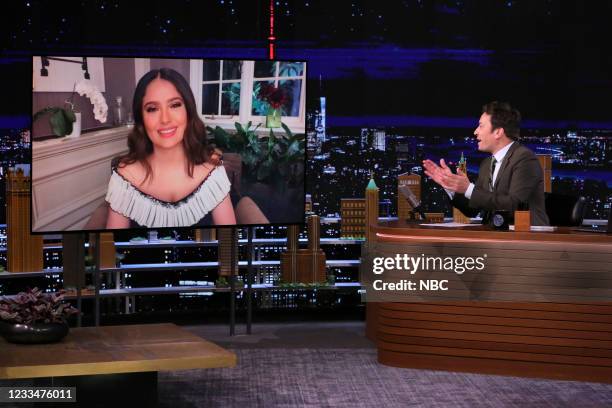 217 Salma Hayek Jimmy Fallon Photos & High Res Pictures - Getty Images