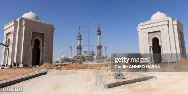 This picture taken on March 7, 2021 shows a view of the new "Grand Egyptian Mosque" being built at Egypt's "New Administrative Capital" megaproject,...