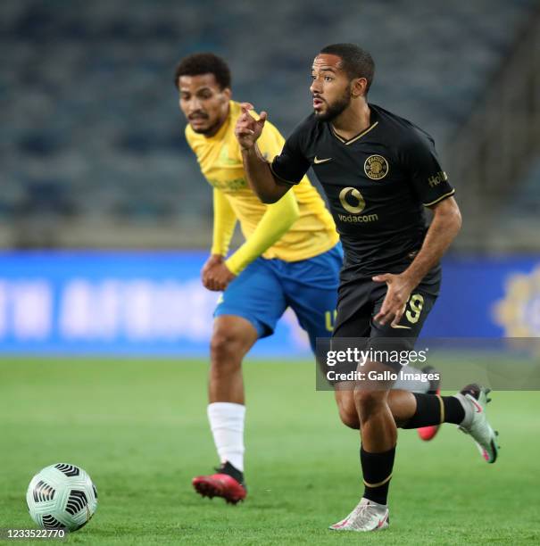 Reeve Frosler of Kaizer Chiefs challenged by Rivaldo Coetzee of Mamelodi Sundowns during the Absa Premiership match between Kaizer Chiefs and...