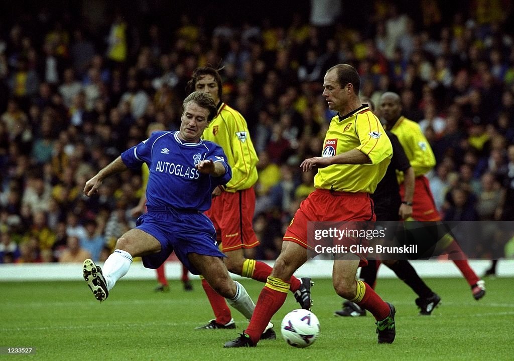 Dider Deschamps of Chelsea  Steve Palmer of Watford