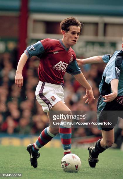 Lee Hendrie of Aston Villa in action during the FA Carling Premiership match between Aston Villa and West Ham United at Villa Park on April 4, 1998...