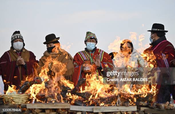 Aymara indigenous people take part in the celebration of the Aymara New Year in Tiwanaku, Bolivia, on June 21, 2021. - Bolivia resumed celebrations...
