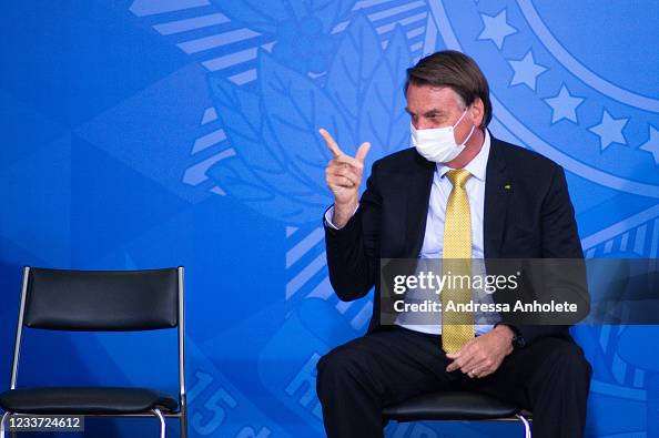 Bolsonaro Launches New Register For Fishing Industry Bolsonaro Launches New Register For Fishing Industry