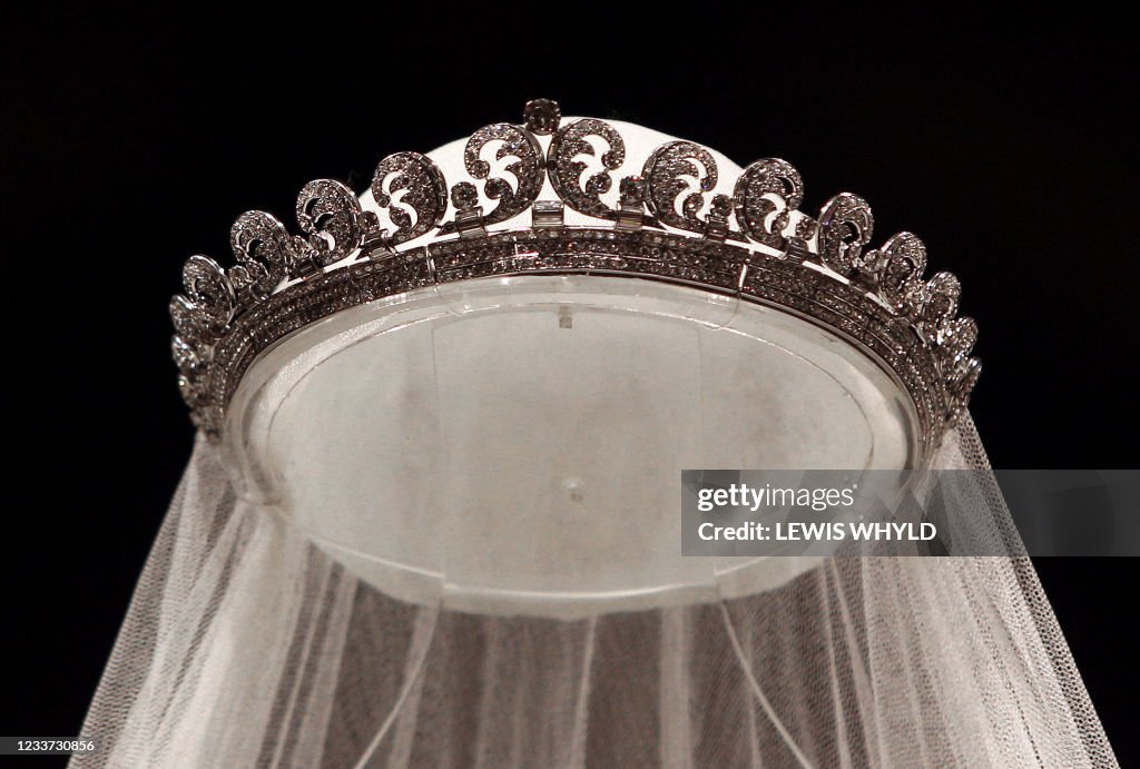 FASHION-BRITAIN-ROYALS-MARRIAGE-DRESS